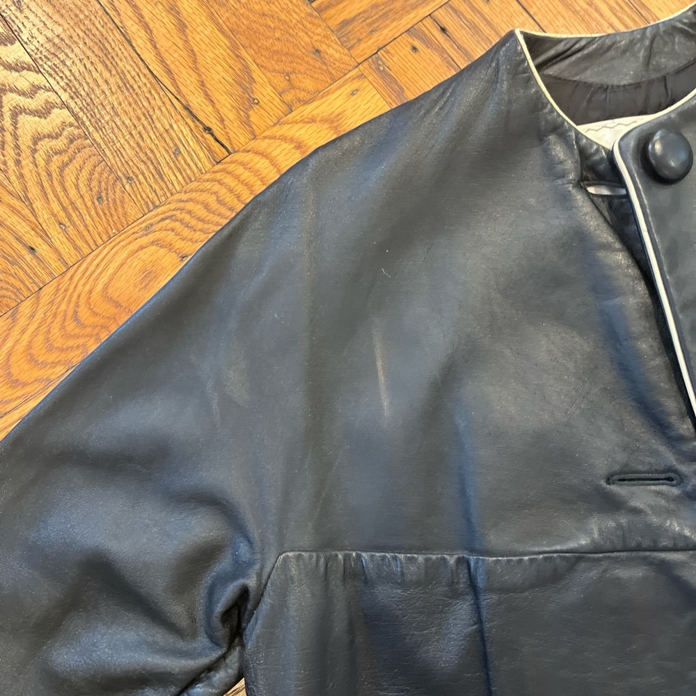 Black Women's Coat - Picture 11 of 11
